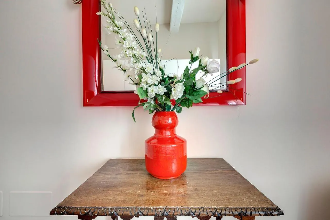 Glam Apartments Floransa