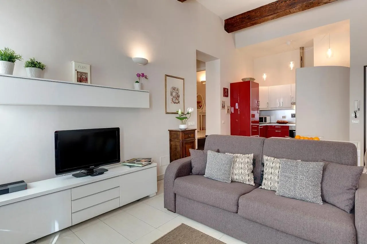 Glam Apartments Florens